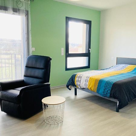 Residence Services Seniors 몽티냑 외부 사진